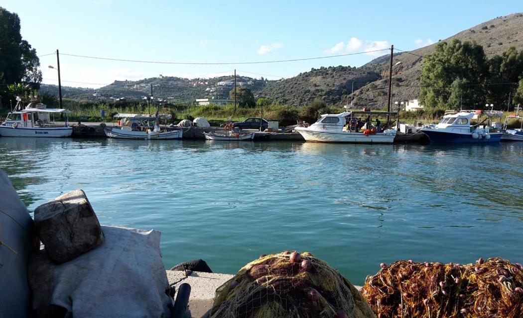Egeon Rooms And Studios Georgioupoli Esterno foto
