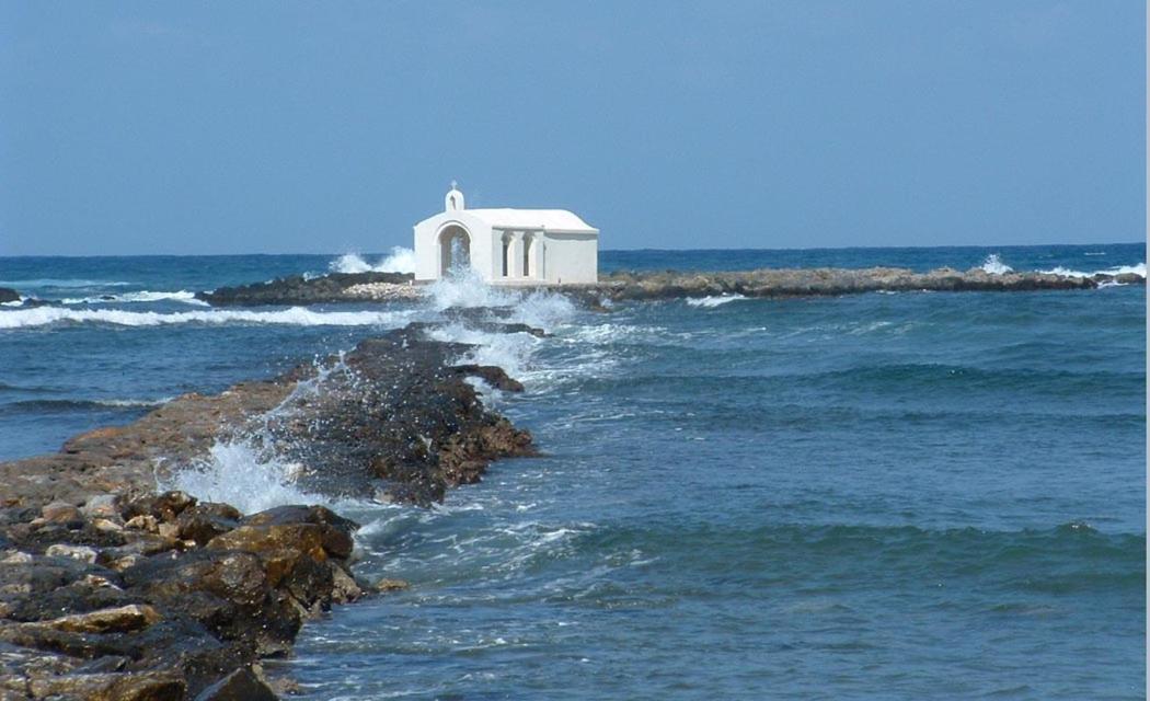 Egeon Rooms And Studios Georgioupoli Esterno foto